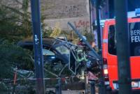 В Берлине автомобиль вылетел на тротуар, есть жертвы