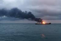 Пожар на кораблях возле Керченского пролива: спасательную операцию прекратили, надежды найти выживших нет