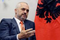 Премьер Албании потребовал извинений от посольства РФ из-за «Спутника V»