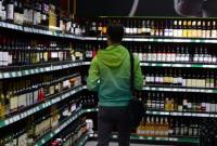 За четыре месяца украинцы потратили на алкогольные напитки более 13 млрд грн