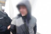Суд взял под стражу мужчину, который в Киеве угрожал взорвать гранату в супермаркете