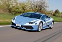 Полицейский Lamborghini Huracan экстренно доставил... почку (ВИДЕО)