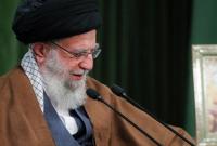 Лидер Ирана назвал "спектаклем" выборы в США, Помпео ему ответил