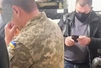 В Николаеве арестовали сотрудника СИЗО, который систематически снабжал заключенных наркотиками
