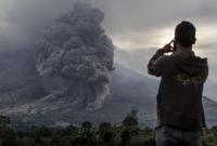 Извержение вулкана на Канарах: местные изолировались из-за загрязнения воздуха