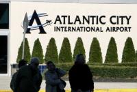 В аэропорту "Атлантик-сити" из-за птиц загорелся пассажирский самолет