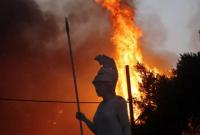 Пожары в Греции: посольство сообщило, пострадали ли украинцы