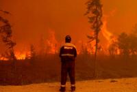 Лесные пожары в Якутии перекинулись на селения. В регионе объявлен режим ЧС