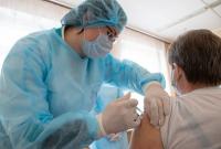 В Украине началась вакцинация от COVID-19 людей старше 65 лет