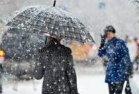 Дожди и снег накроют большую часть Украины: прогноз на завтра