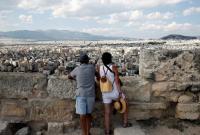 Греция ужесточит правила въезда для украинских туристов