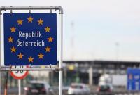 Австрия ужесточает правила въезда в страну для невакцинированных из-за штамма Omicron