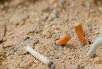 В Испании запретили курить на пляжах: нарушителей будут штрафовать на €2000
