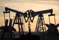 Нафта дорожчає на даних про зниження запасів