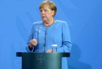 Меркель в своем последнем подкасте призвала вакцинироваться