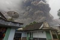 Число погибших в результате извержения вулкана в Индонезии увеличилось