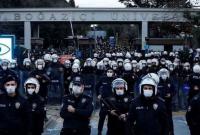 В Турции протестуют преподаватели и студенты: сотни людей арестовала полиция