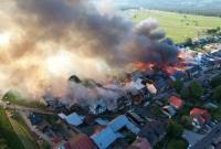 В Польше произошел масштабный пожар в селе. Сгорели десятки зданий, пострадали люди