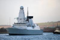 Минобороны Британии заявило, что "обстрелянный" корабль двигался международным коридором