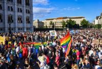 Права ЛГБТ в Венгрии: Берлин назвал ошибочным запрет УЕФА на радужную подсветку стадиона на матч Германия-Венгрия