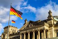 Глава Бундестага предостерег от влияния России на выборы в Германии