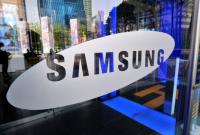 Samsung запатентовал смартфон с экраном-браслетом
