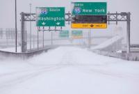 На США надвигается новый зимний циклон с рекордными снегопадами