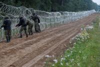 Литва, Латвия и Эстония заявили об угрозе военного столкновения из-за кризиса с мигрантами на границе с Беларусью