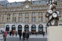 В Париже мужчина с ножом напал на охранников вокзала