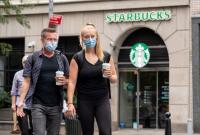 В Нью-Джерси посетителей Starbucks призвали к вакцинации. У сотрудника обнаружили гепатит A