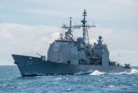 Ракетный эсминец ВМС США Аrleigh Вигке вошел в Черное море