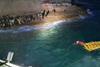 Итальянская береговая охрана спасла сотни мигрантов у острова Лампедуза