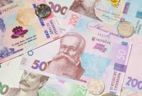 Реальная зарплата украинцев за месяц сократилась на 2,2%
