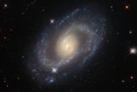 Hubble показал спиральную галактику, похожую на Млечный Путь