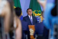 Не вакцинированный президент-скептик Бразилии Болсонару примет участие в заседании ООН