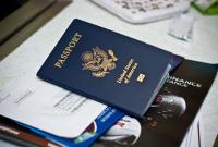 Несколько штатов США разрешили добавить к Apple Wallet права и паспорт