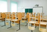 Большинство школ во Франковске могут закрыть с понедельника из-за невакцинированного персонала