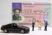 В Германии водительские "права" обменивают на бесплатный проездной на автобус