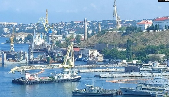 В оккупированном Севастополе погрузили ракеты "Калибр" на подводную лодку чф рф - СМИ