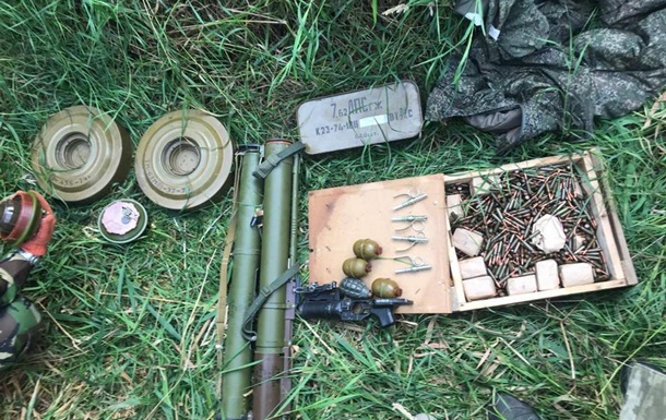 Украинские пограничники нашли оружие у границы с Беларусью