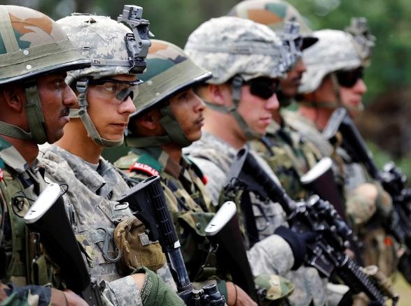 США примут участие в военных учениях вблизи спорной границы Индии с Китаем