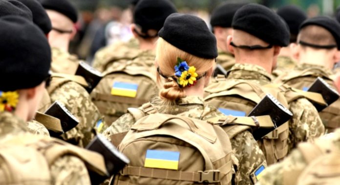 Мобілізація жінок: яке покарання загрожує роботодавцям тих українок, які відмовляться від постановки на військовий облік