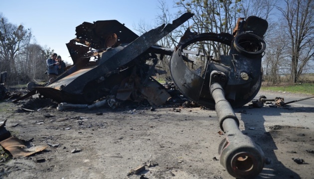 В зоне ООС украинские военные отразили шесть атак врага и уничтожили пять танков