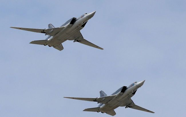 Украина ударила по авиабазам РФ модифицированными советскими дронами, - Politico