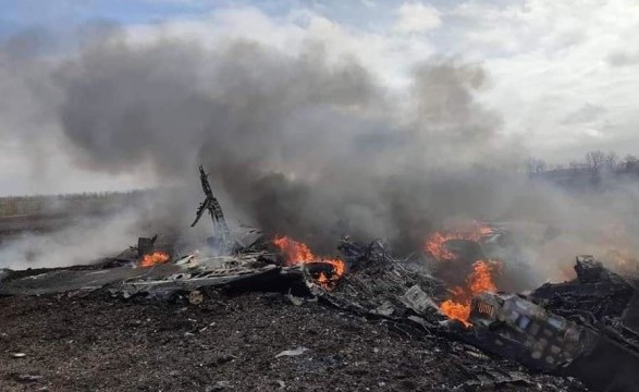 На юге Украины ВСУ уничтожили вражескую реактивную систему залпового огня "Ураган" и 2 склада боеприпасов