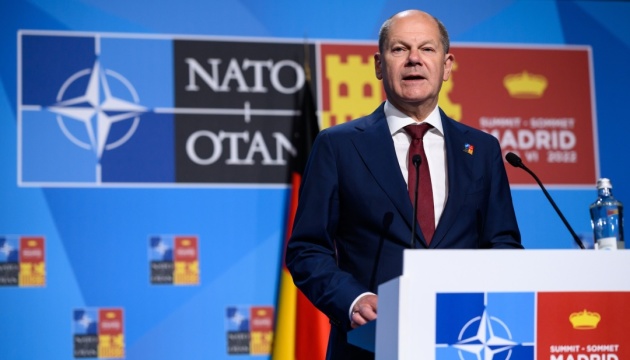 Германия готова защищать территорию НАТО как собственную страну – Шольц