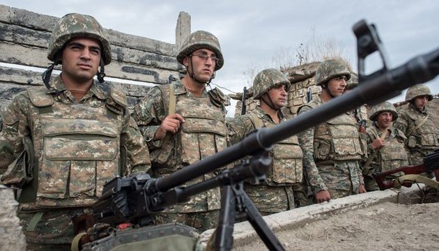 Армения заявила, что до сентября выведет войска из Карабаха
