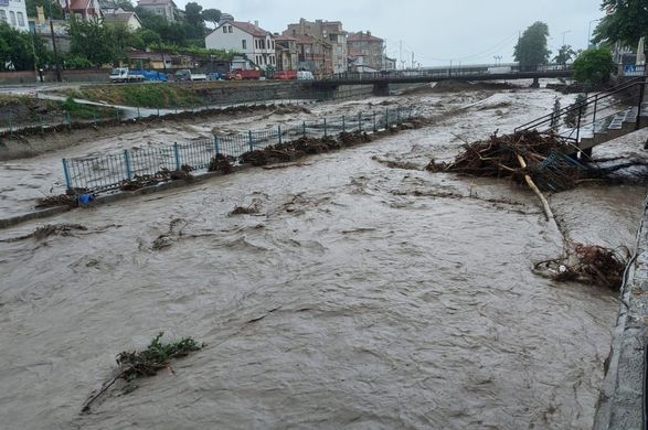 Повтор катастрофы 2021 года: север Турции страдает от масштабного наводнения