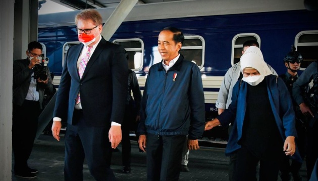 Президент Индонезии прибыл в Киев