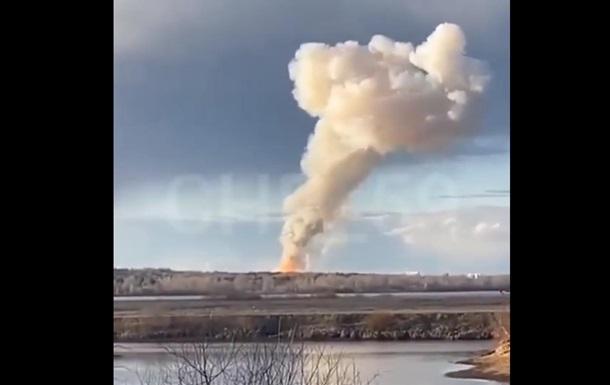 В России загорелся пороховой завод